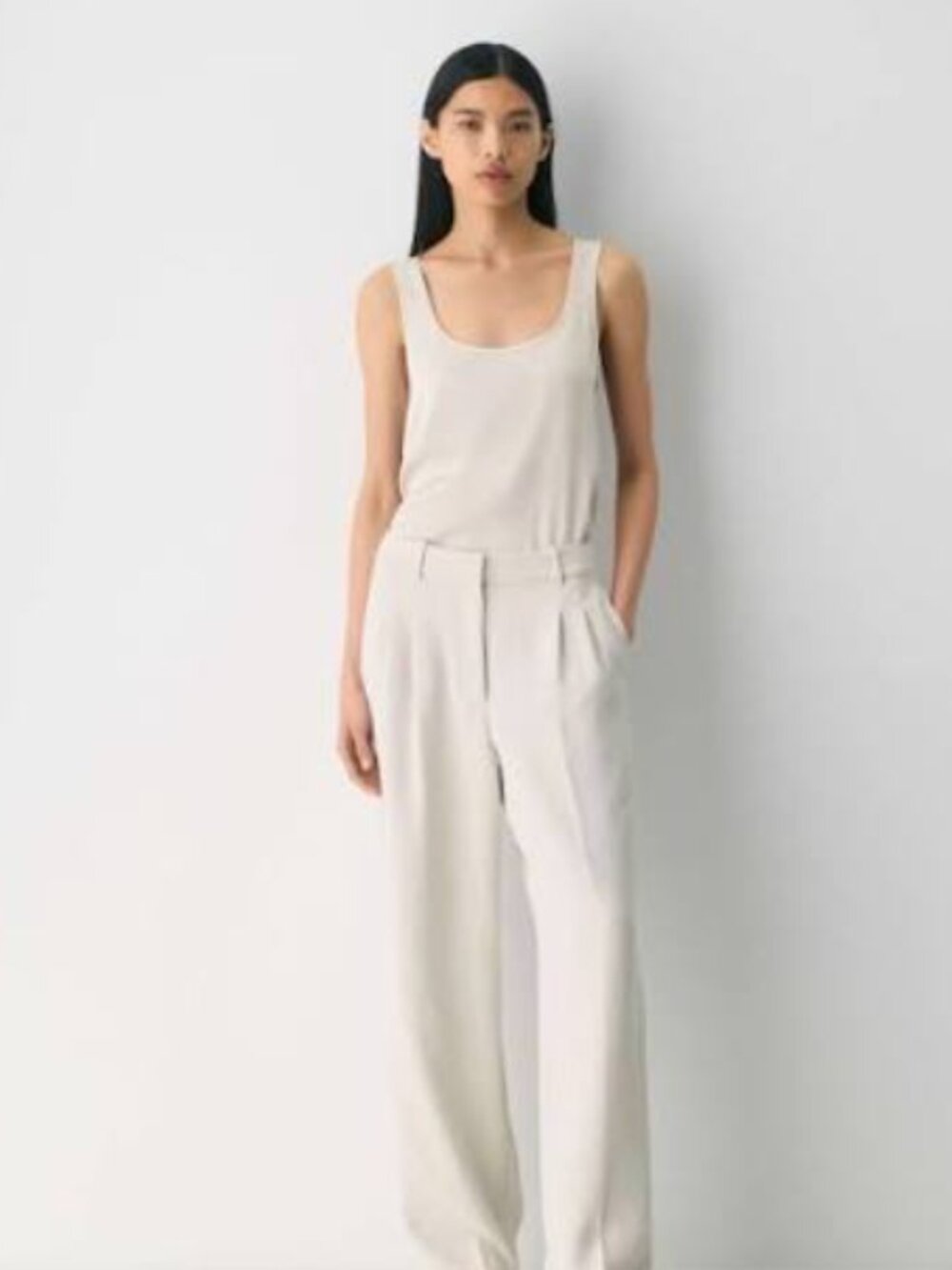 Aritzia Effortless Pant White / Matte Pearl